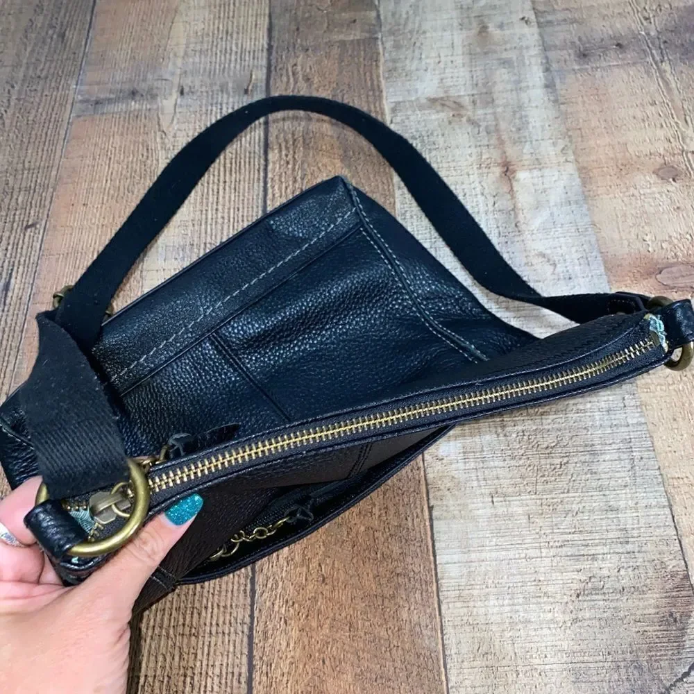 THE SAK IRIS LEATHER CROSSBODY BAG